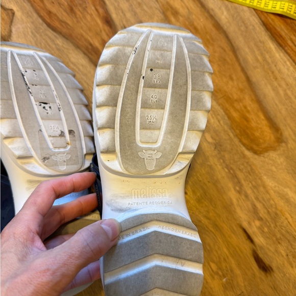 Fila sandals size 40 ,used twice,in great condition - Picture 7 of 8